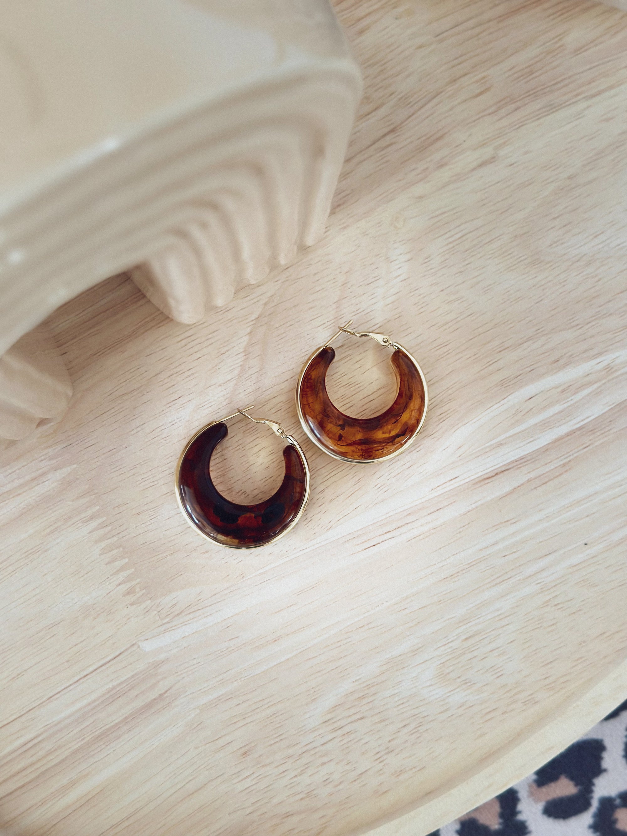 Créoles Clara – Écaille brune