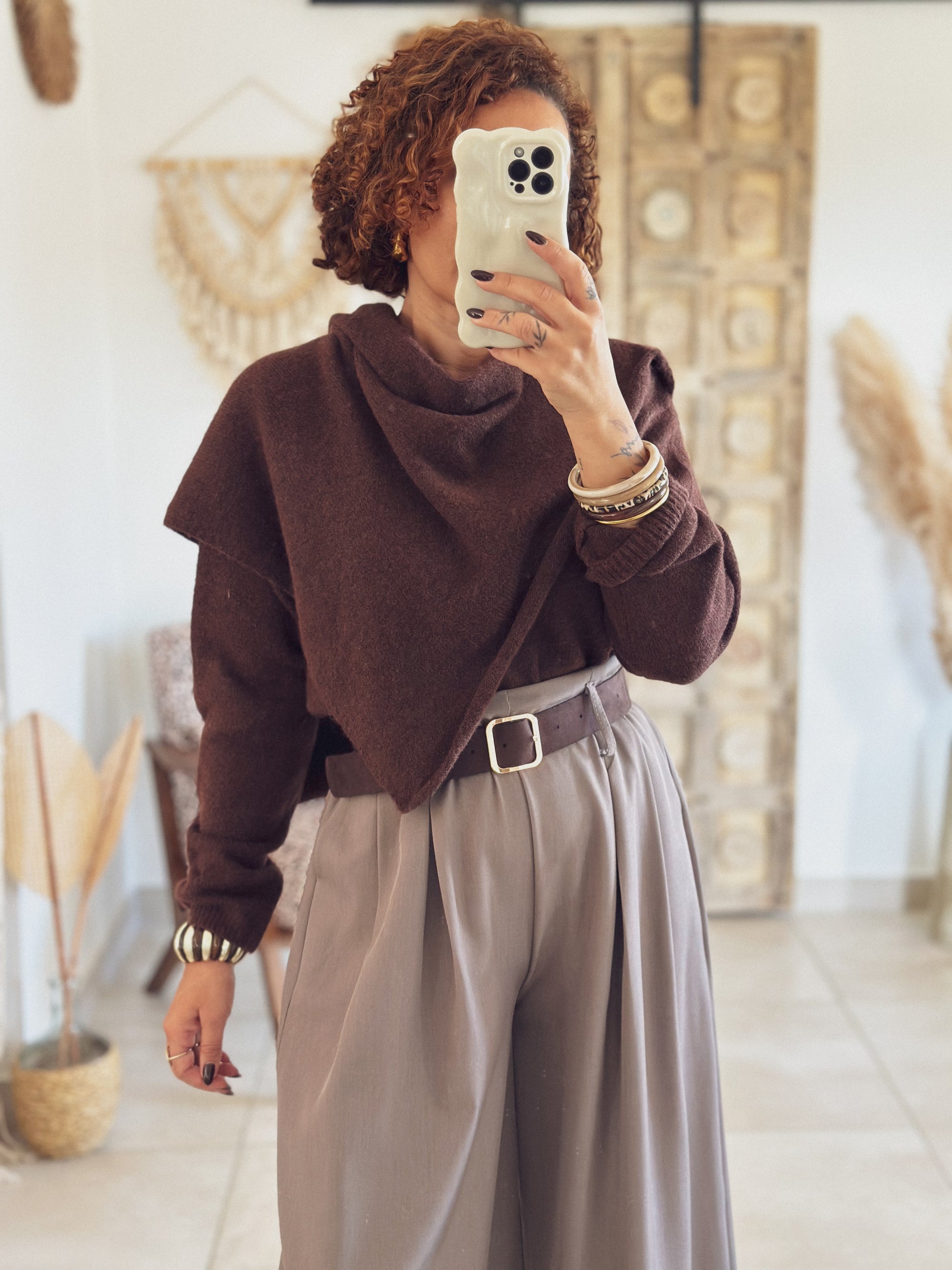 Pull Adèle – avec écharpe Chocolat