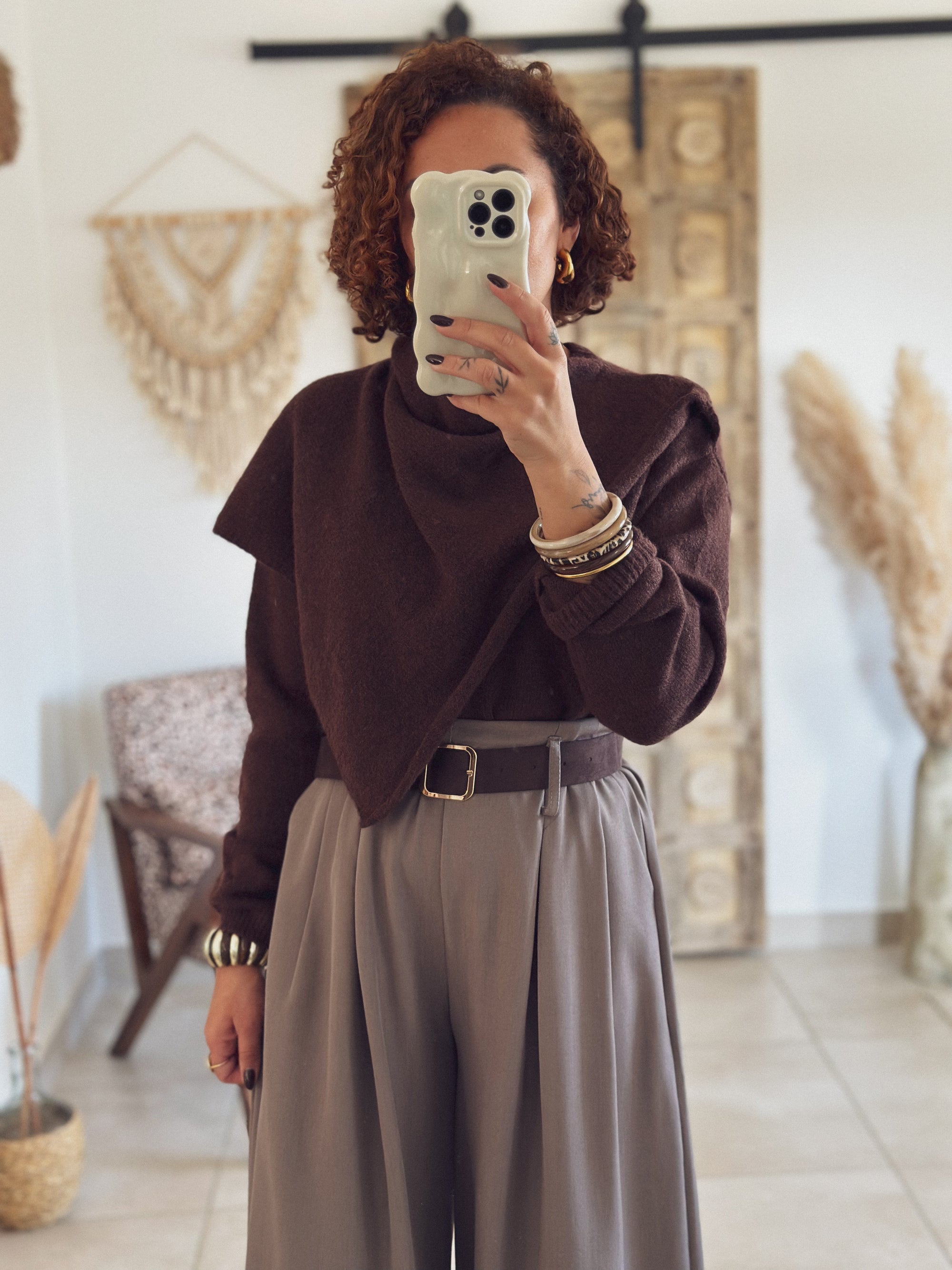 Pull Adèle – avec écharpe Chocolat