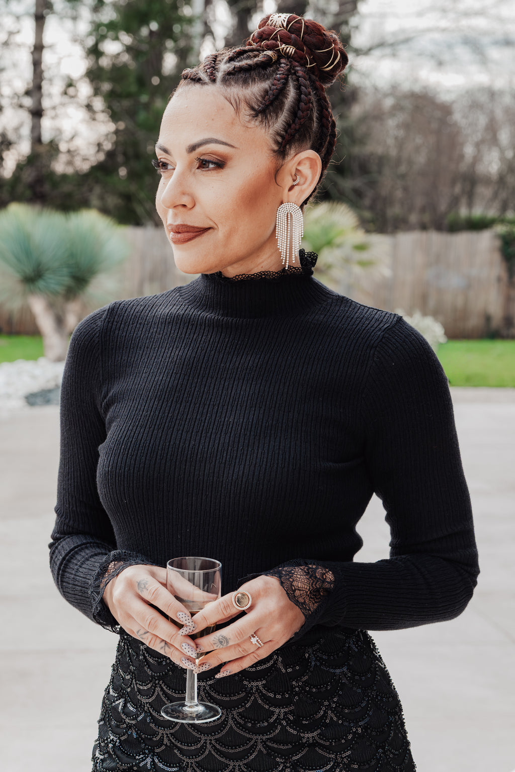 Pull Farah - col montant noir à dentelle