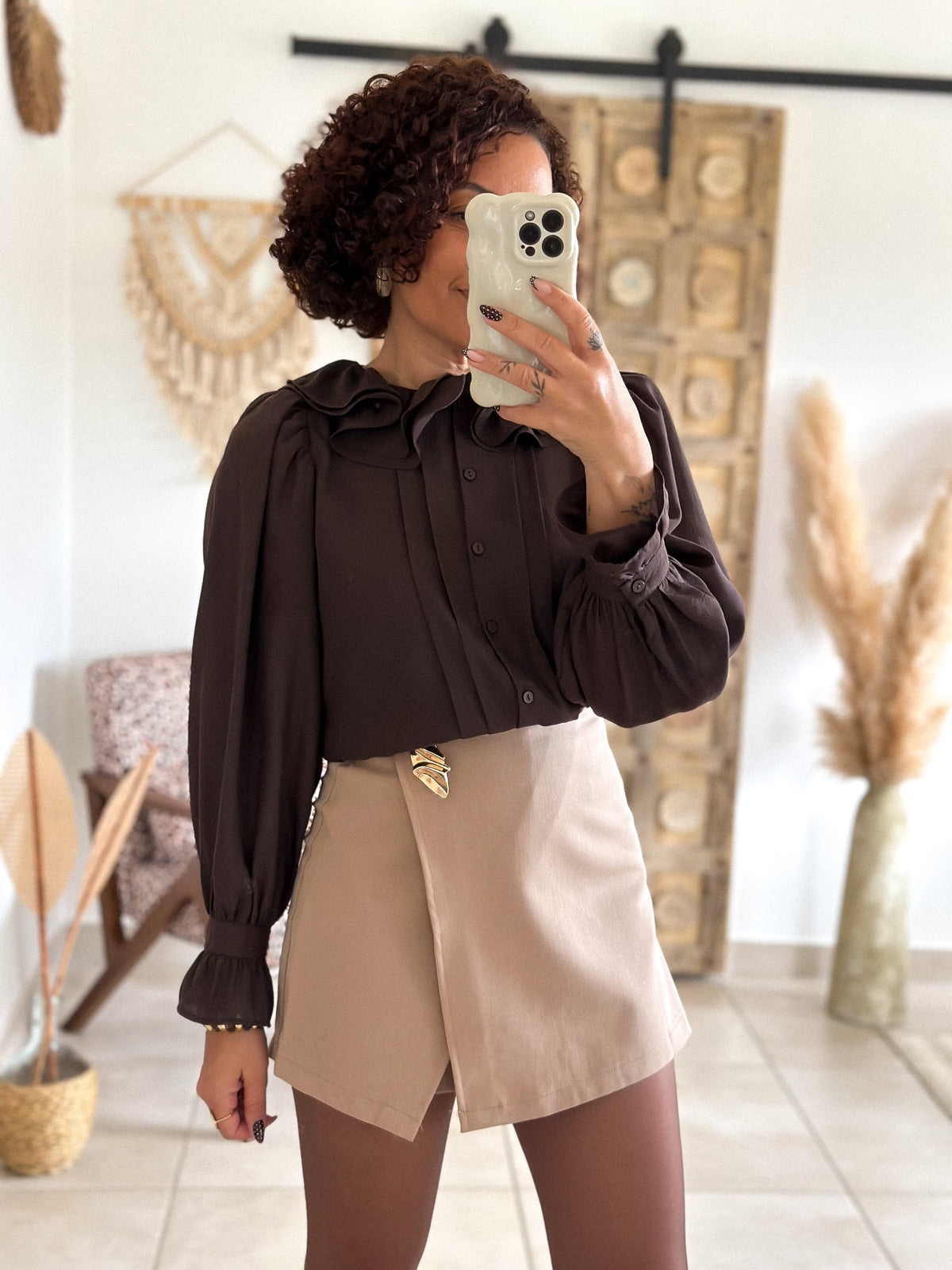 June Blouse - chocolate ruffled collar