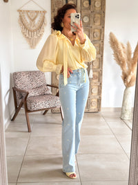 Léna Blouse - Yellow ruffled collar