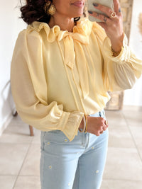 Léna Blouse - Yellow ruffled collar