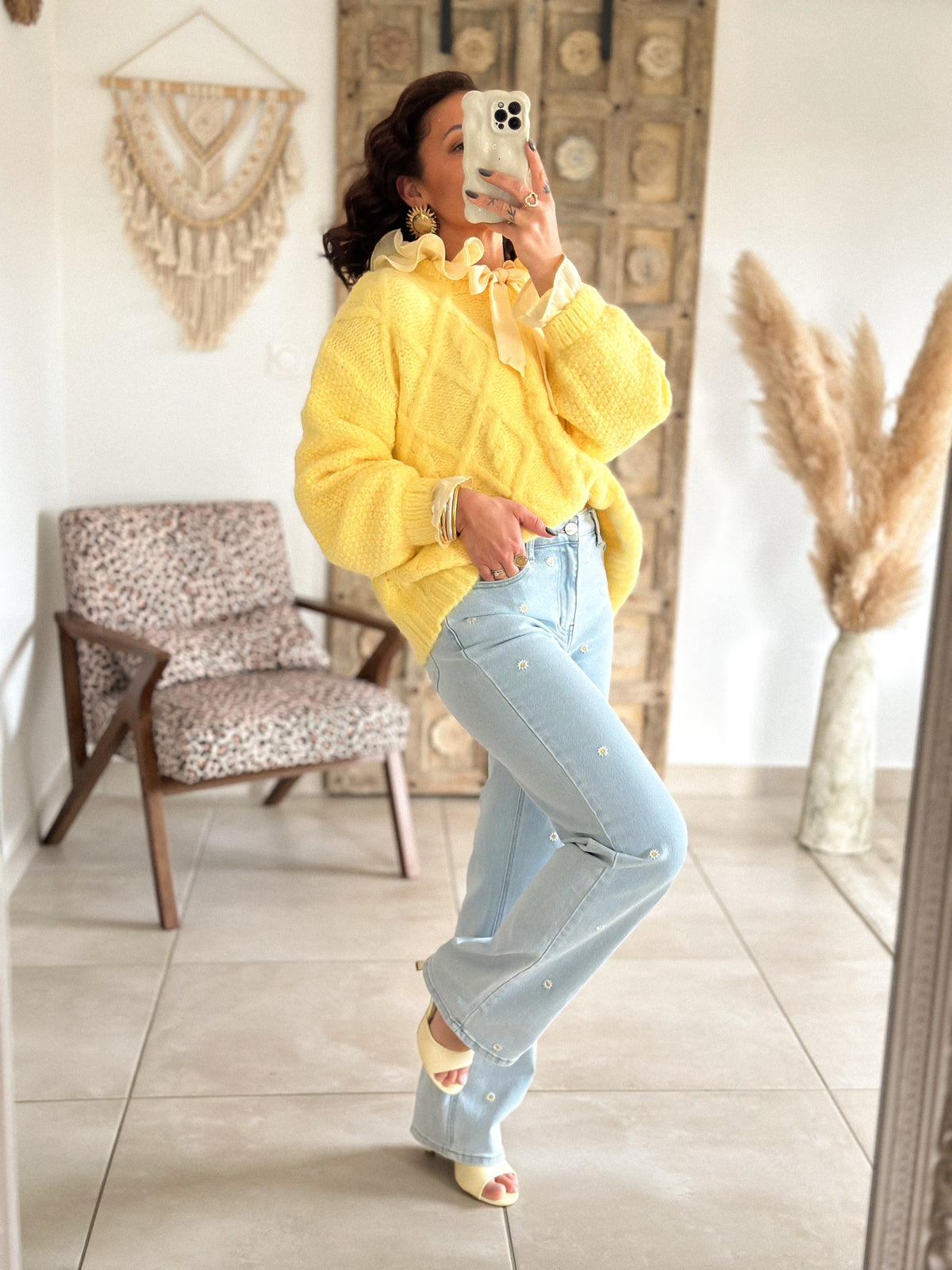 Léna Blouse - Yellow ruffled collar