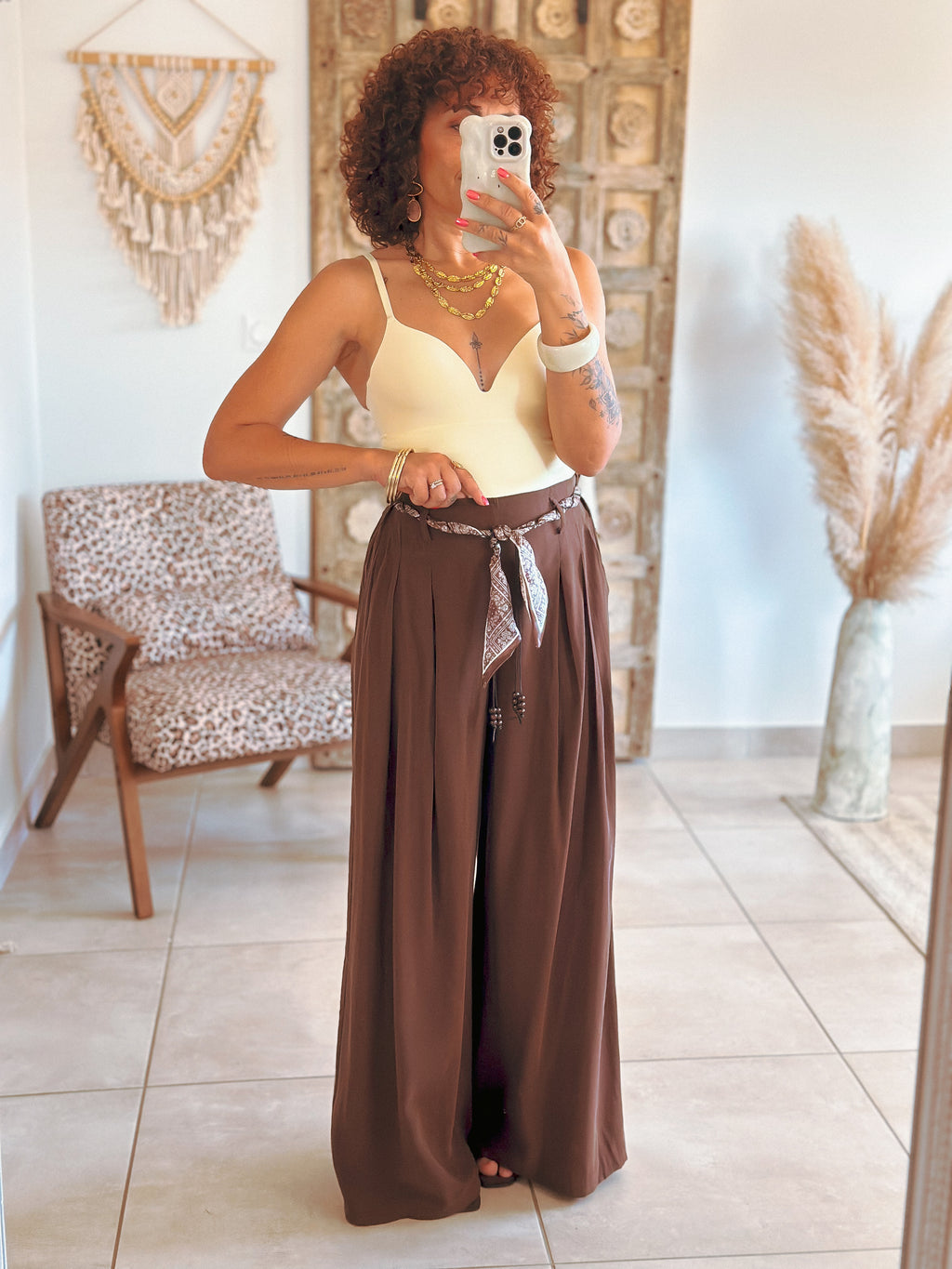 Body Joa - Sculptant jaune clair