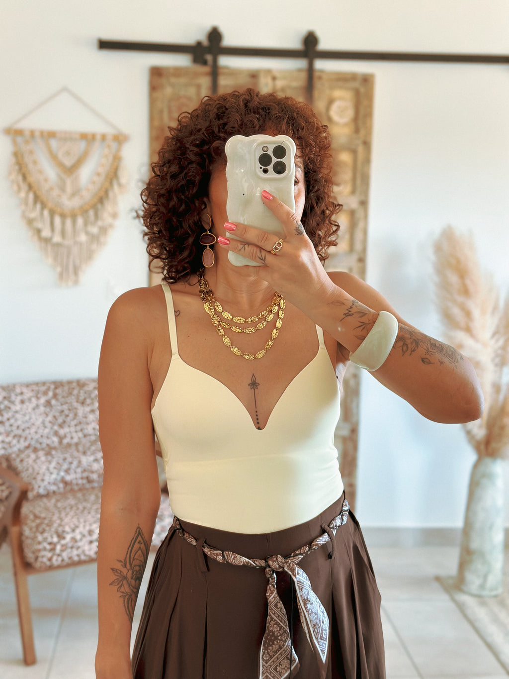 Body Joa - Sculptant jaune clair