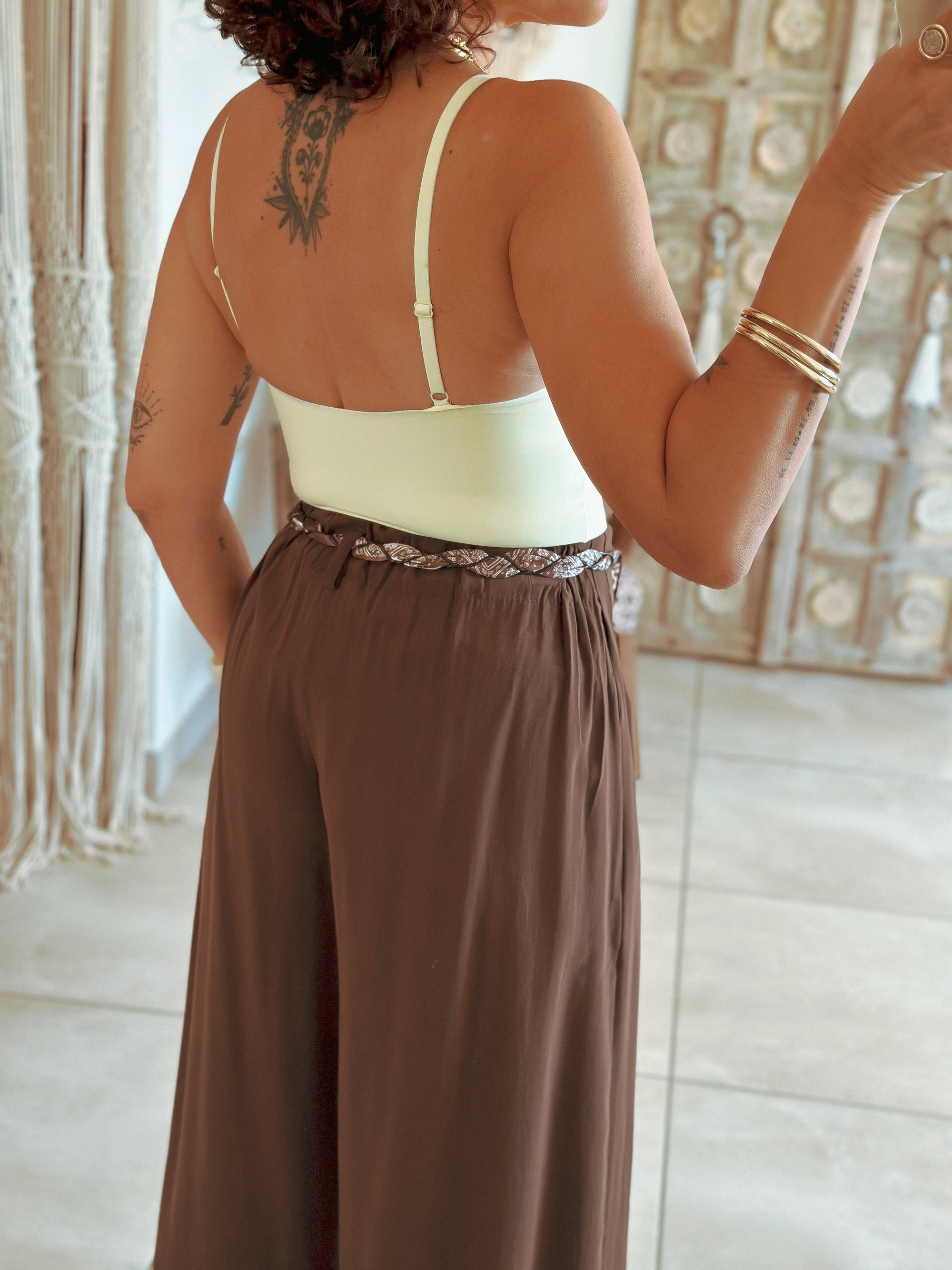 Body Joa - Sculptant jaune clair