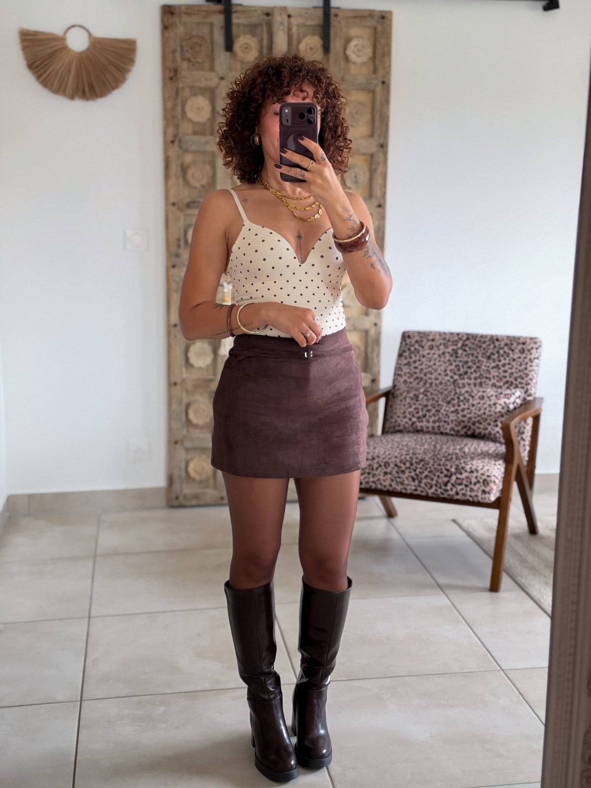 Body Suzanne - Sculptant beige à pois chocolat