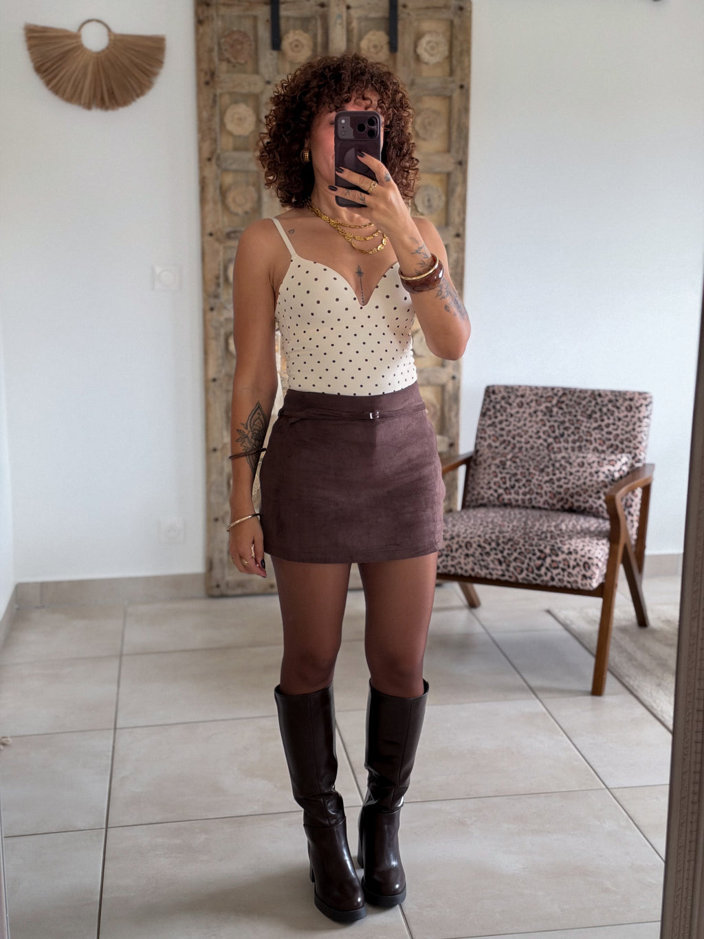 Body Suzanne - Sculptant beige à pois chocolat