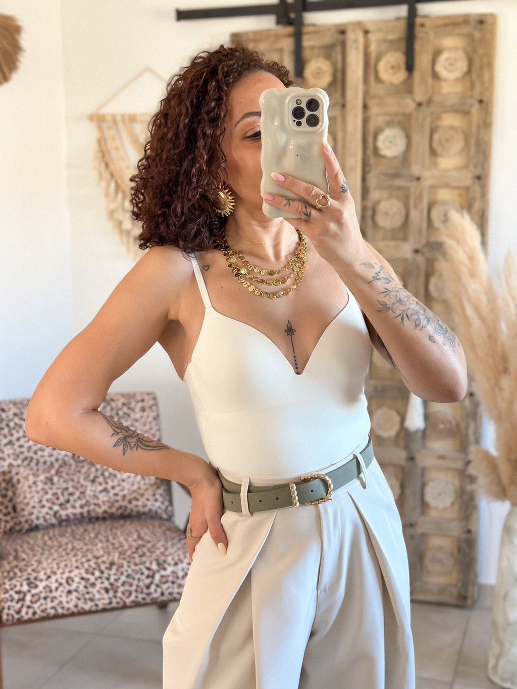 Body Joa - Sculptant ivoire