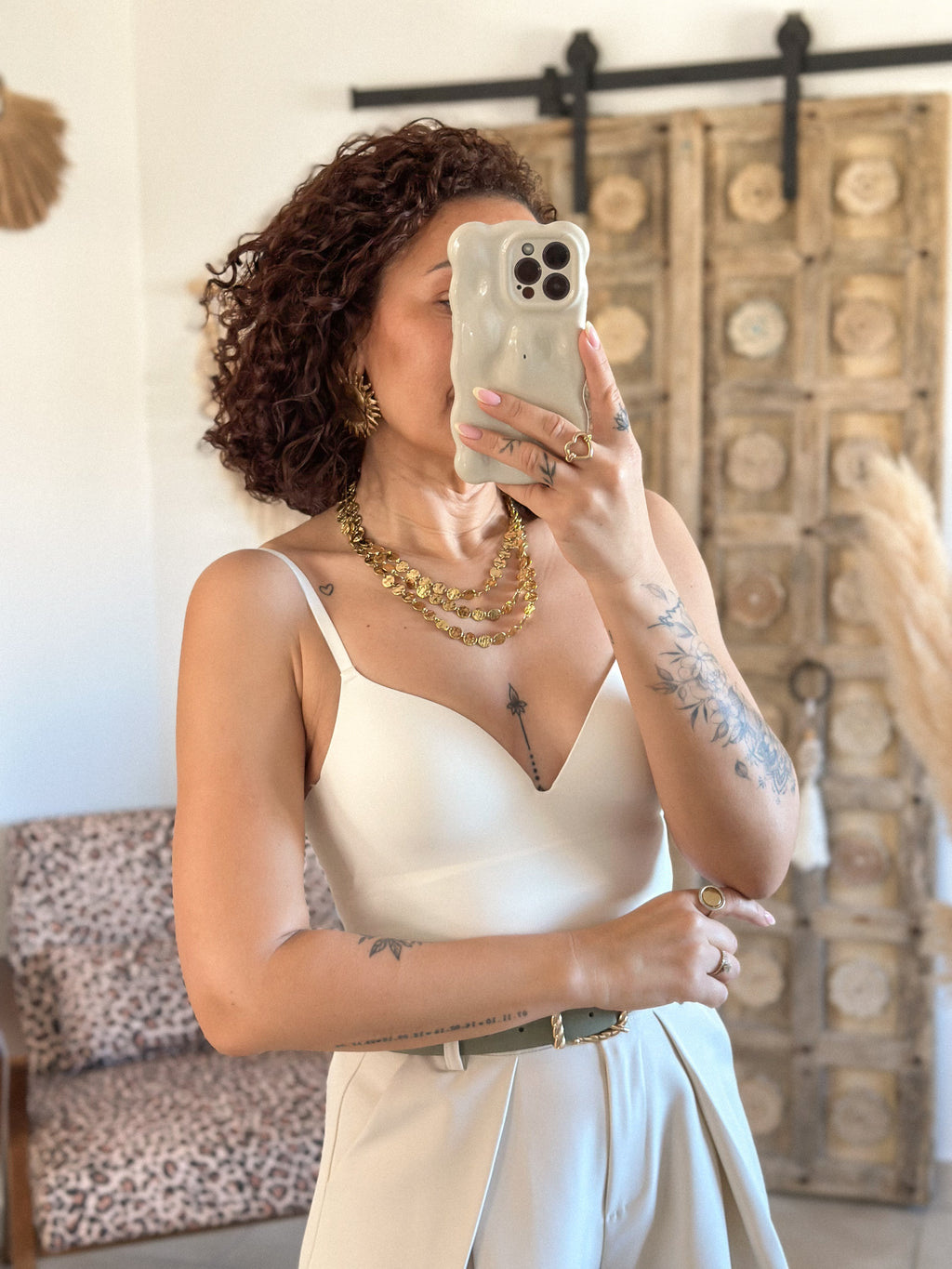 Body Joa - Sculptant ivoire