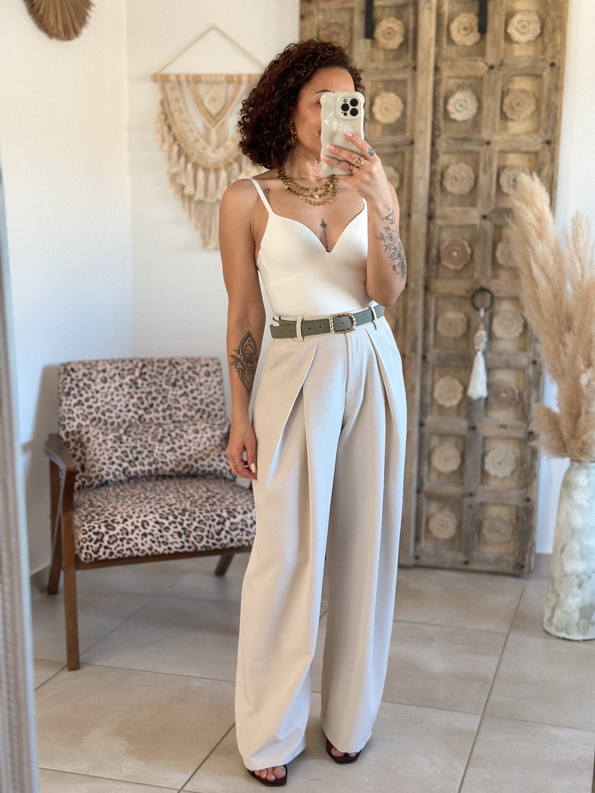 Body Joa - Sculptant ivoire