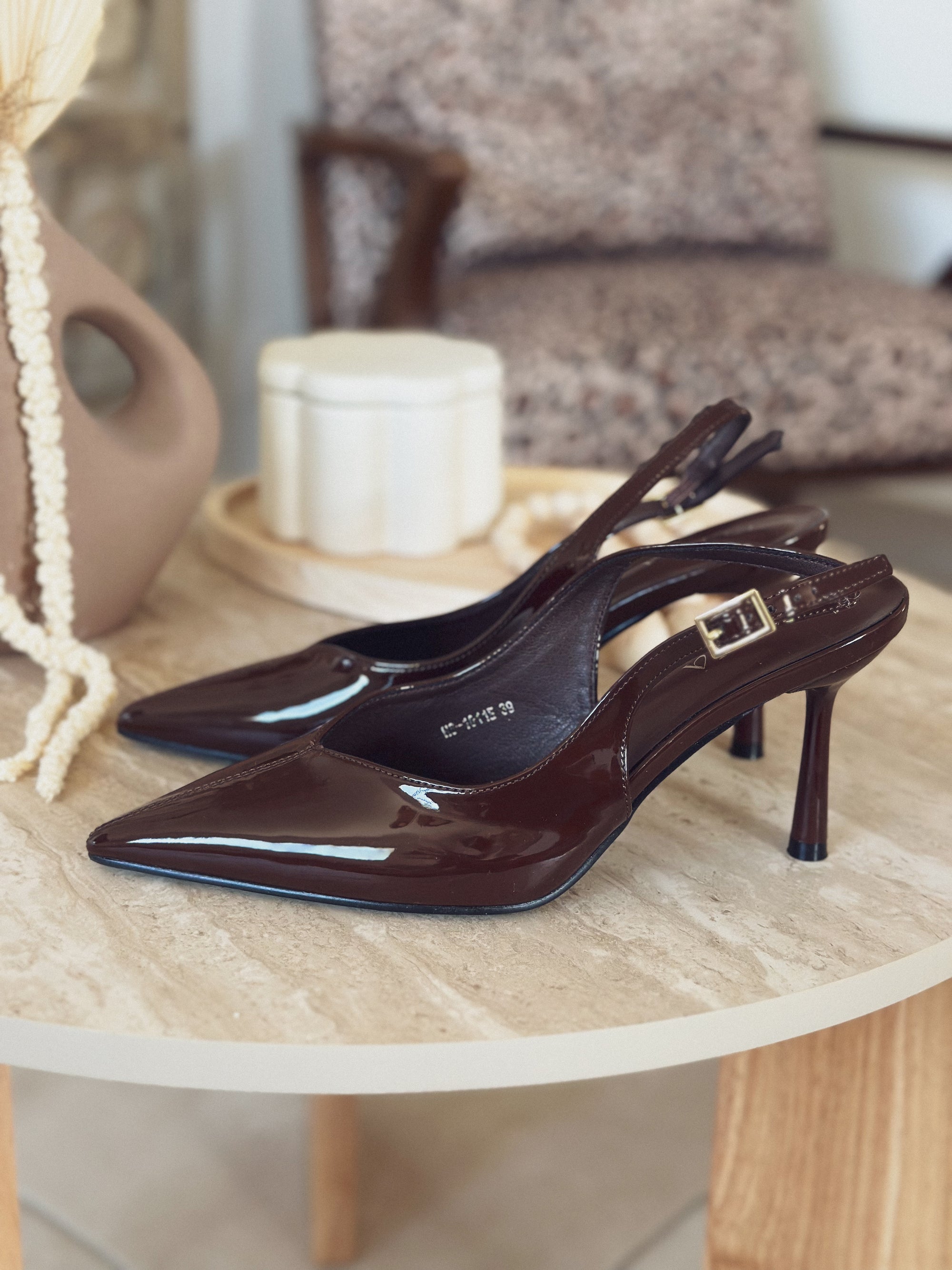 Escarpins Nélya – Vernis chocolat