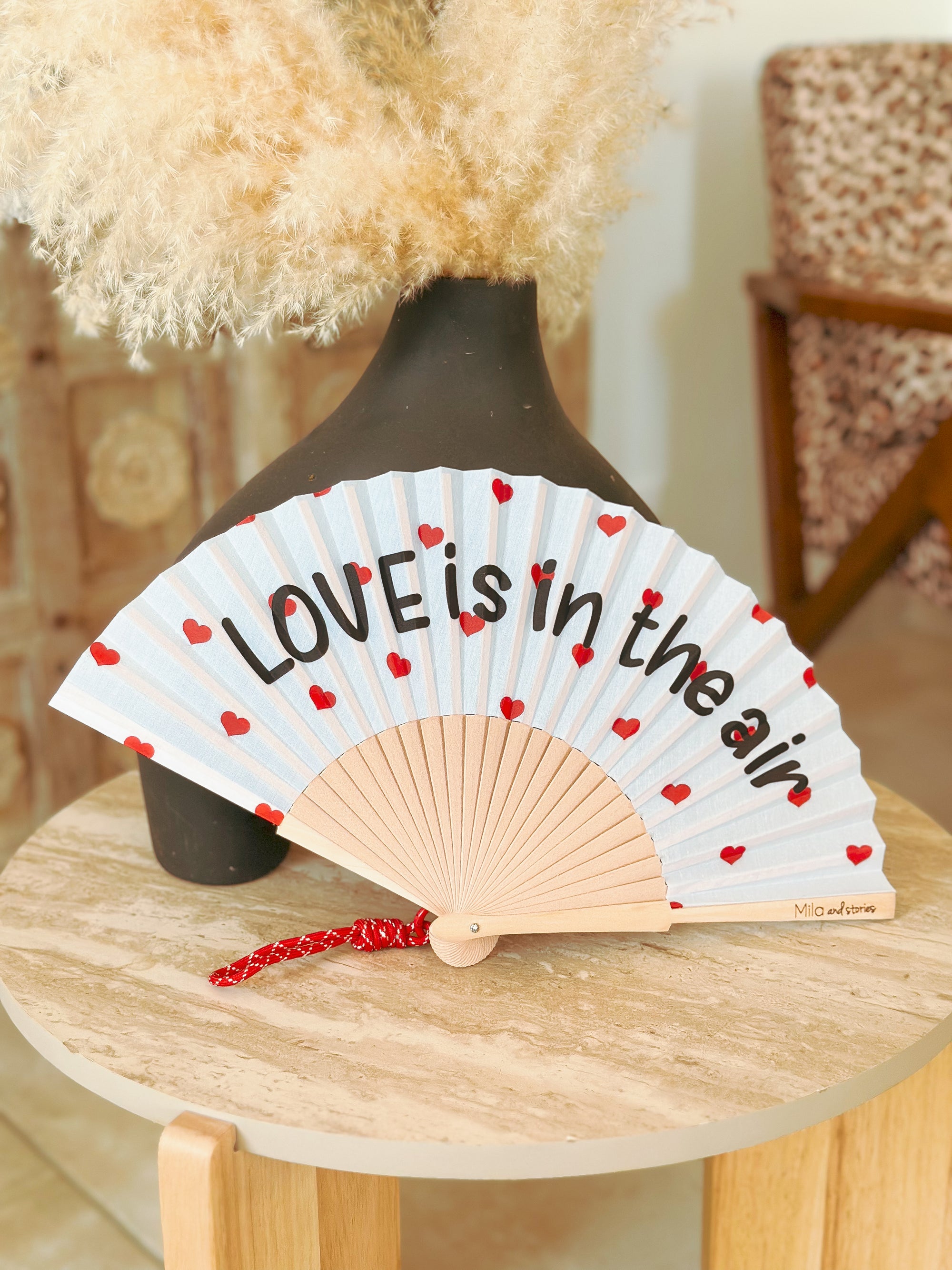 Eventail - Love is in the air