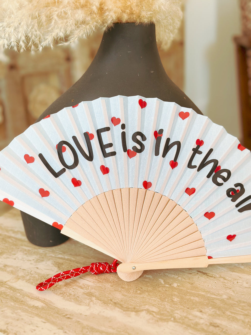 Eventail - Love is in the air