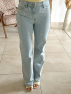 Jean Marguerite - Droit bleu clair brodé