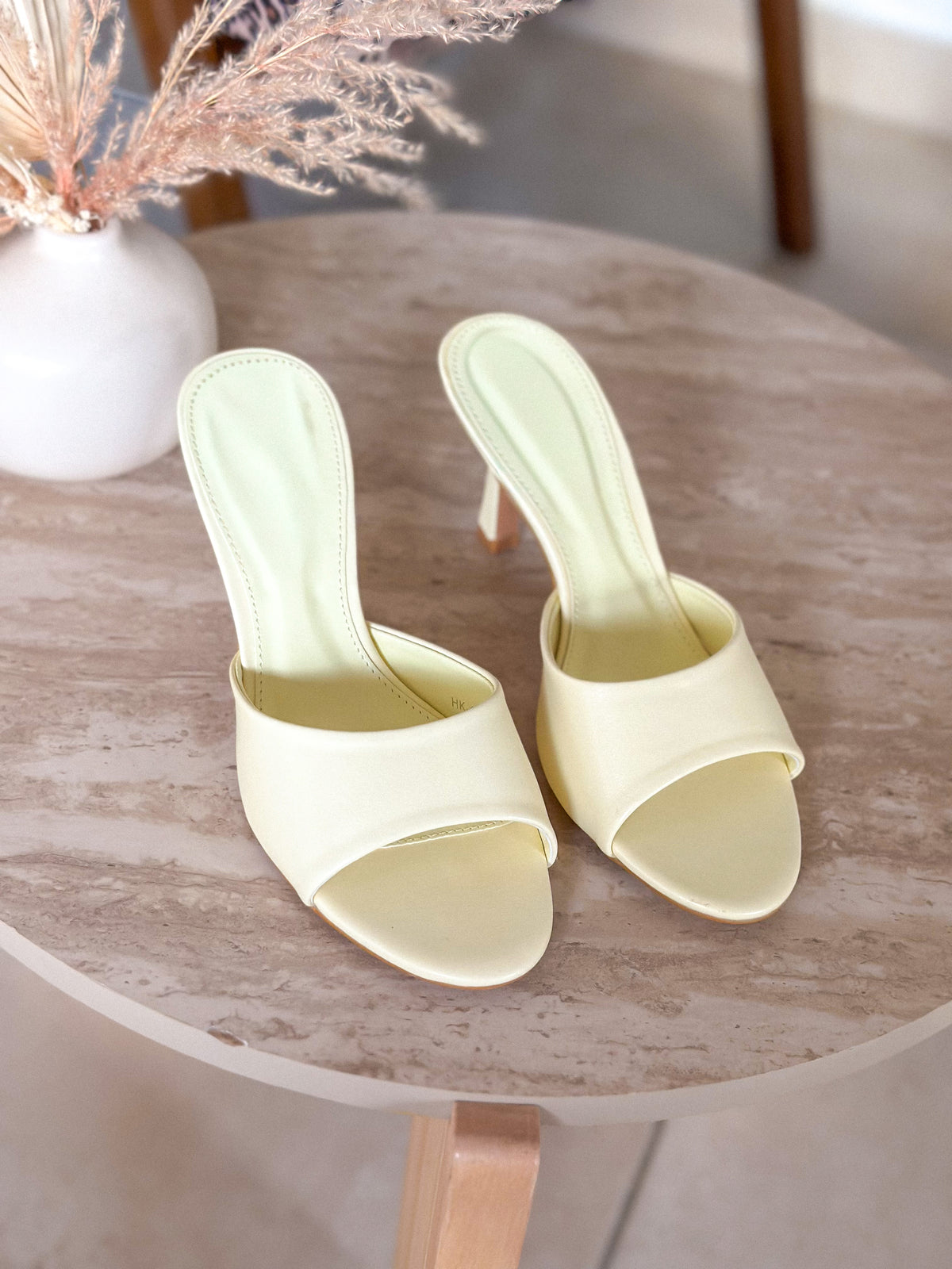 Sunny Mules - light yellow with heels