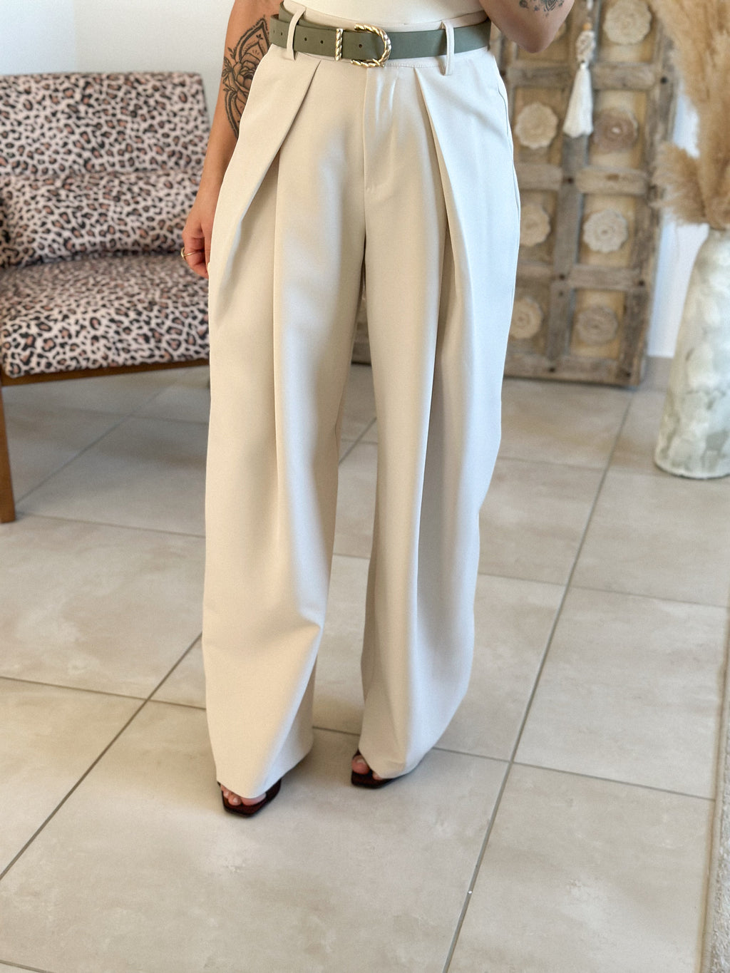 Pantalon Jess - large à pince ivoire