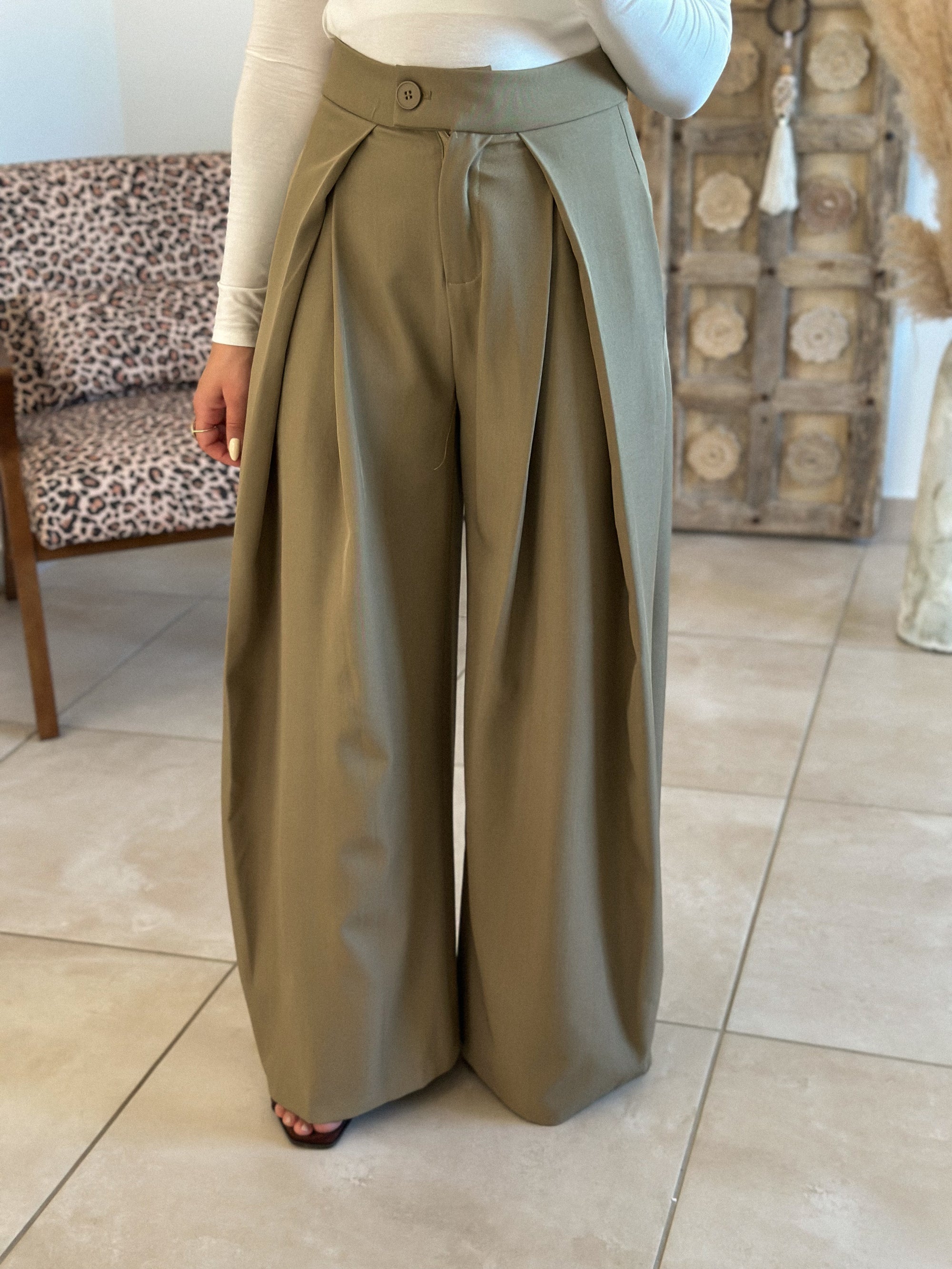 Pantalon Chella - Large à pince vert olive