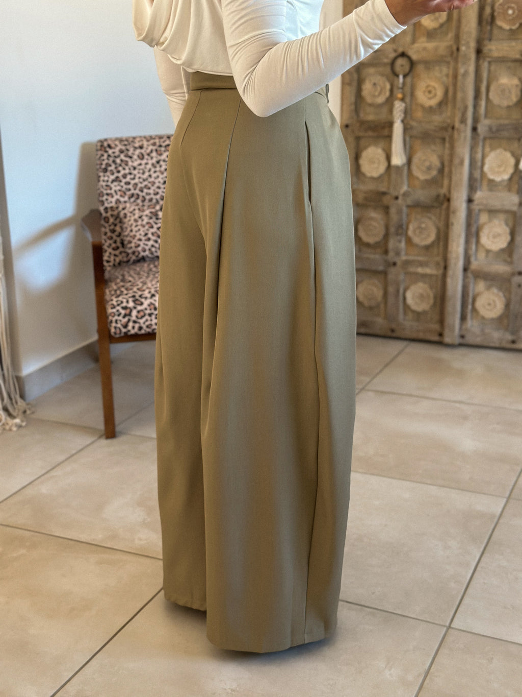 Pantalon Chella - Large à pince vert olive