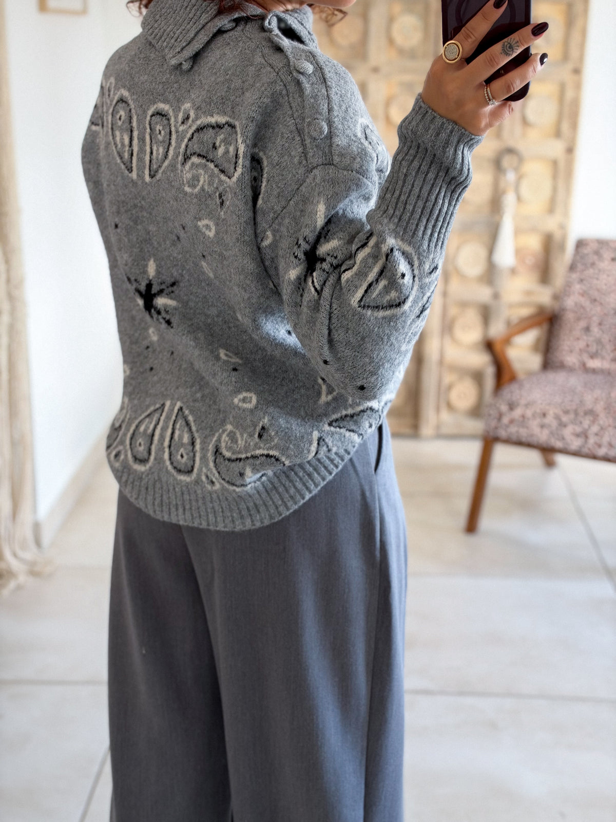 Pull Hermine - Gris à motifs bandana