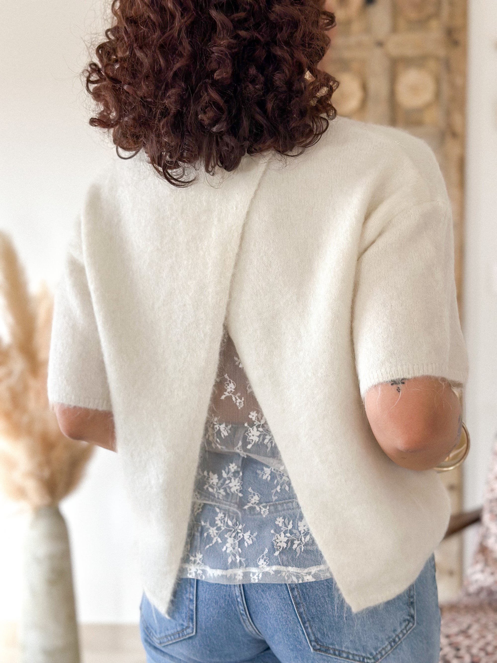 Pull Nancy - Ecru dos ouvert en dentelle