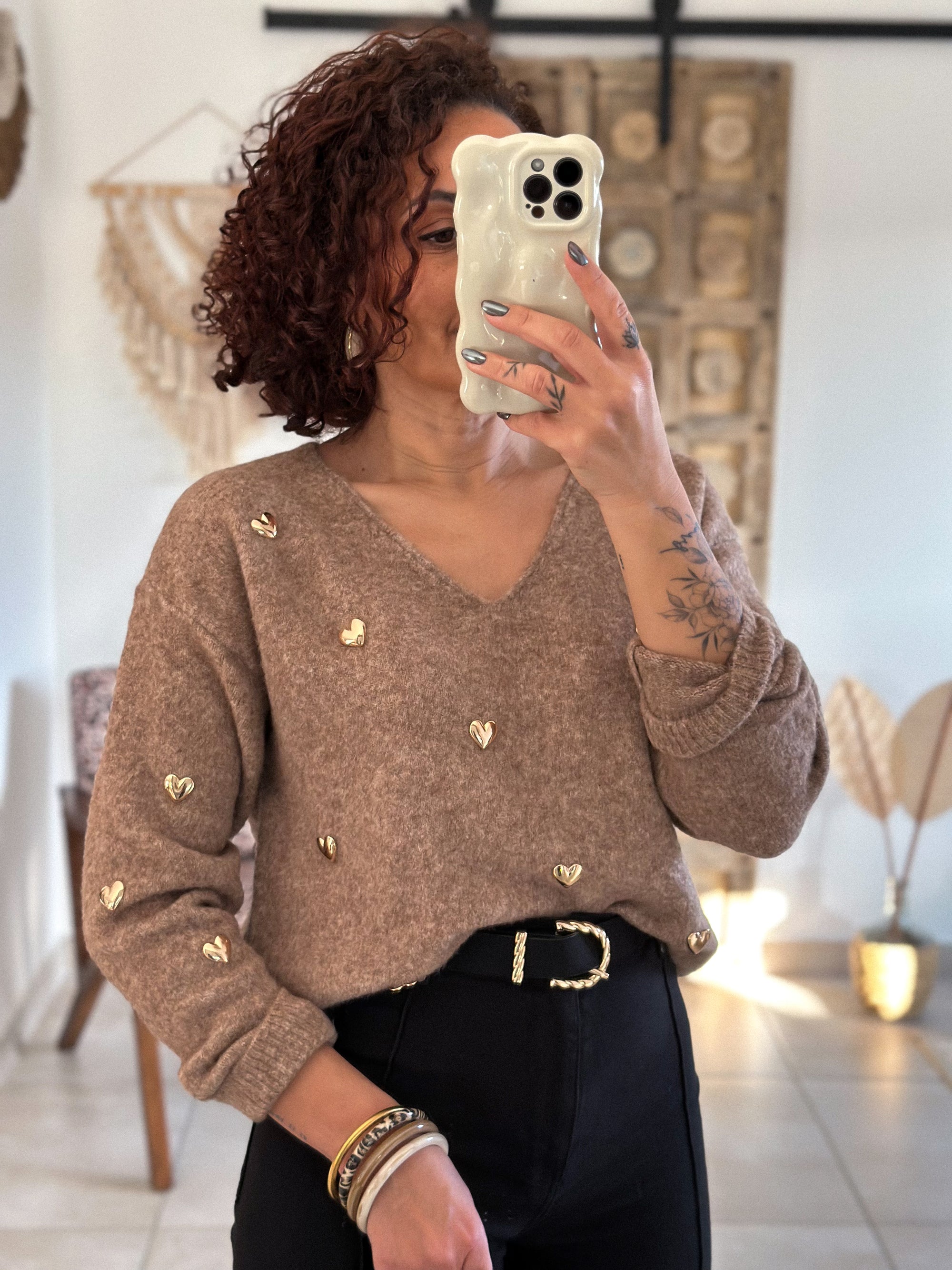 Pull Thaïs - col V camel à cœurs