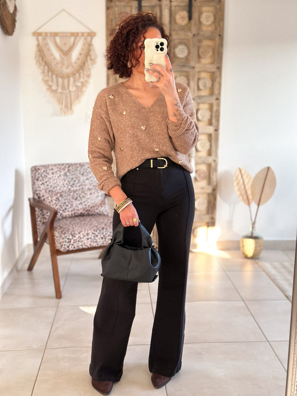 Pull Thaïs - col V camel à cœurs