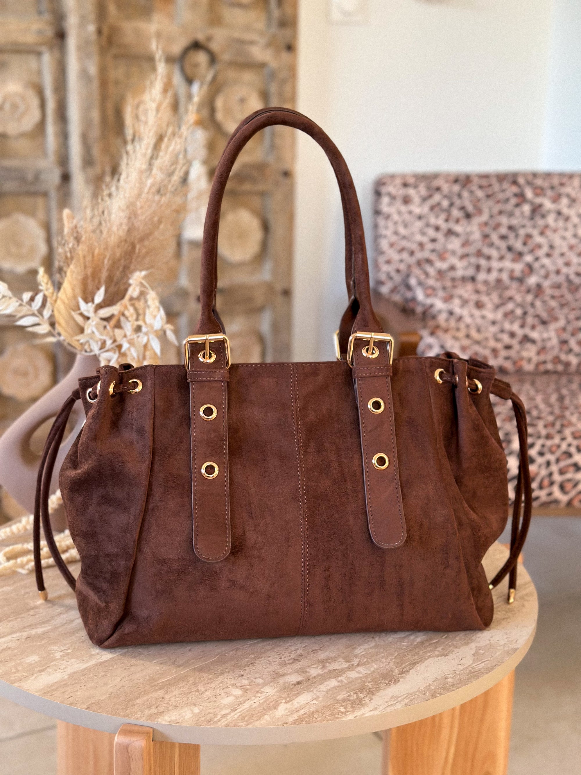 Grand sac cabas femme mariela en suédine chocolat Mëya