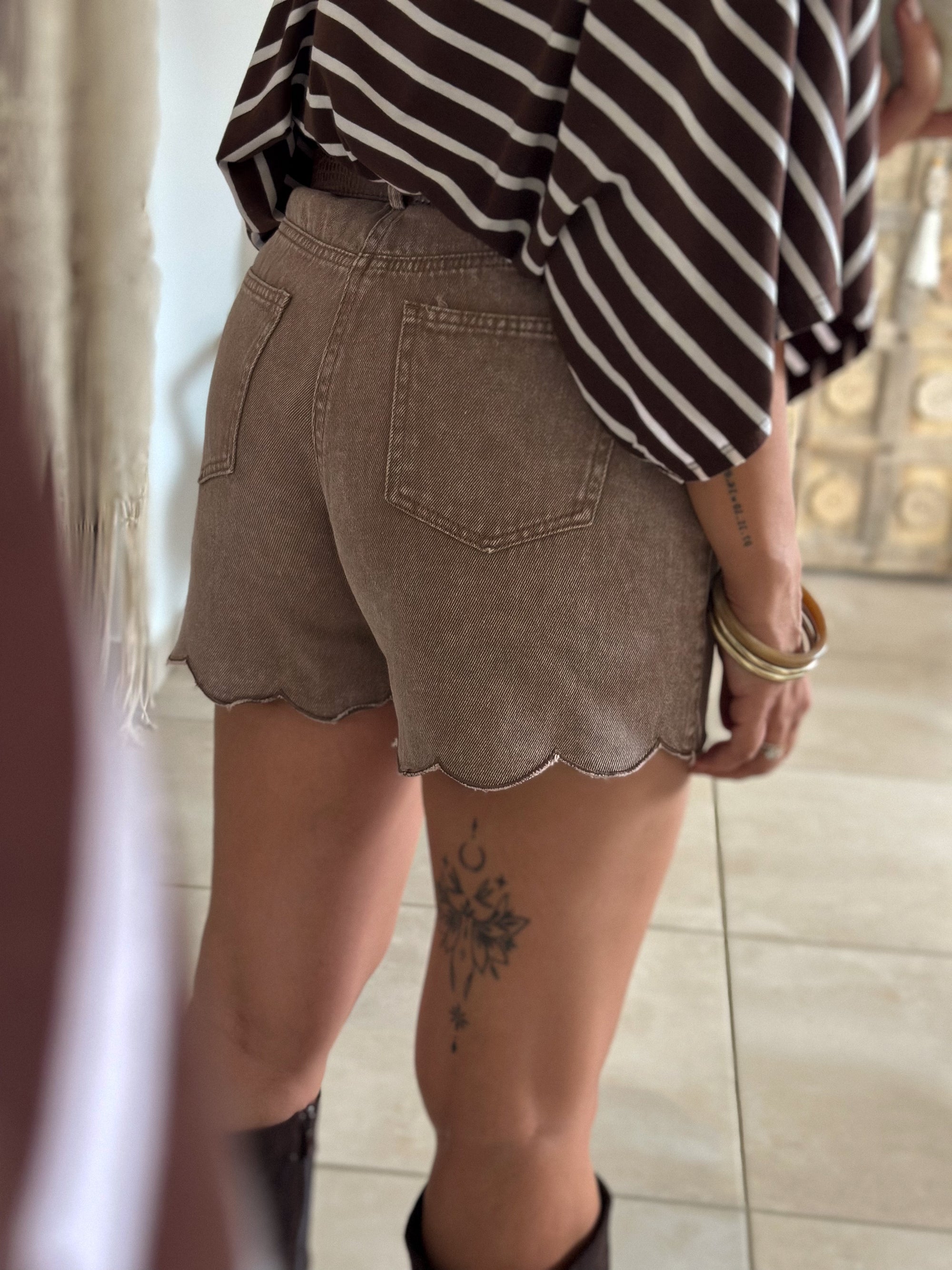 Short Lys - Taupe festonné